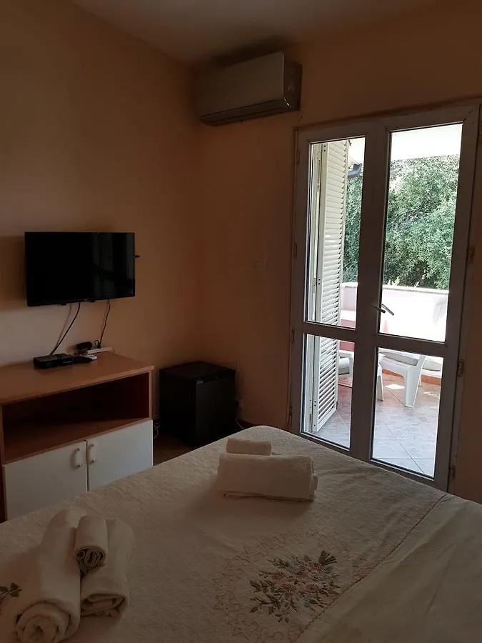 Bed&Breakfast da Gigi e Antonella Porto Rotondo 3*,